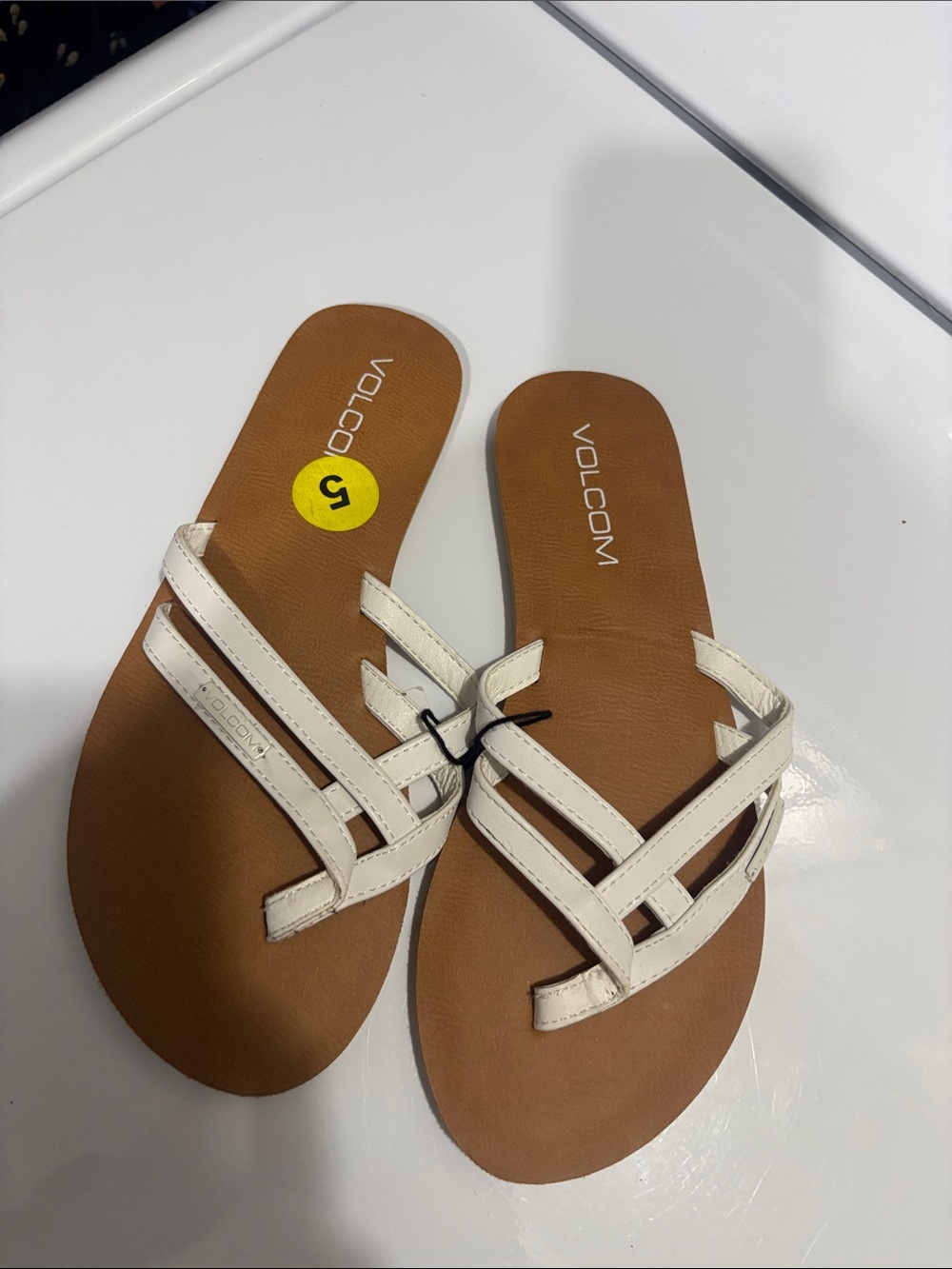 Volcom size 5 sandals NWT